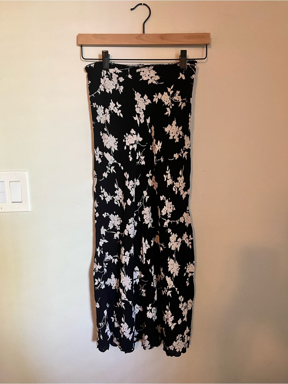 Old Navy Black Maxi Skirt with White Floral Print